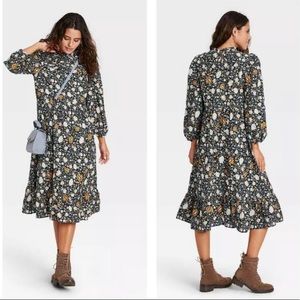 NWT! Printed midi dress